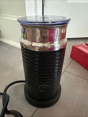 Nespresso aeroccino EUC black